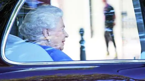 Platynowy Pudding i "jubileuszowe drzewa". Wszystko z okazji 70 lat na tronie