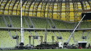 Na gdańskim stadionie powstaje scena na koncert