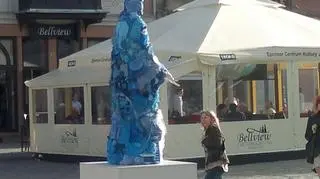 Oryginalna rzeźba jest widoczna z daleka