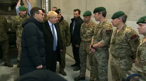 Spotkanie z polskimi i brytyjskimi żołnierzami w bazie wojskowej 1 Warszawskiej Brygady Pancernej im. Tadeusza Kościuszki