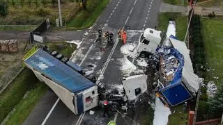 Krajowa "pięćdziesiątka" zablokowana po kolizji