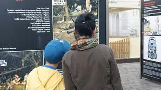 Ekspozycja jest częścią projektu „React for World"