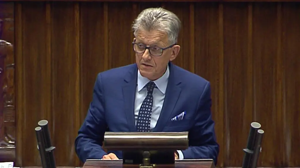 Piotrowicz: PiS słucha obywateli