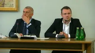 O uchylenie tych pytań - jako nie mających związku z pracą komisji - wnosił pełnomocnik świadka mecenas Roman Giertych