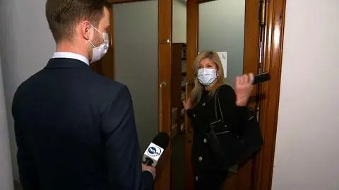 Posłanka PiS nie chciała odpowiadać na pytania reportera TVN24