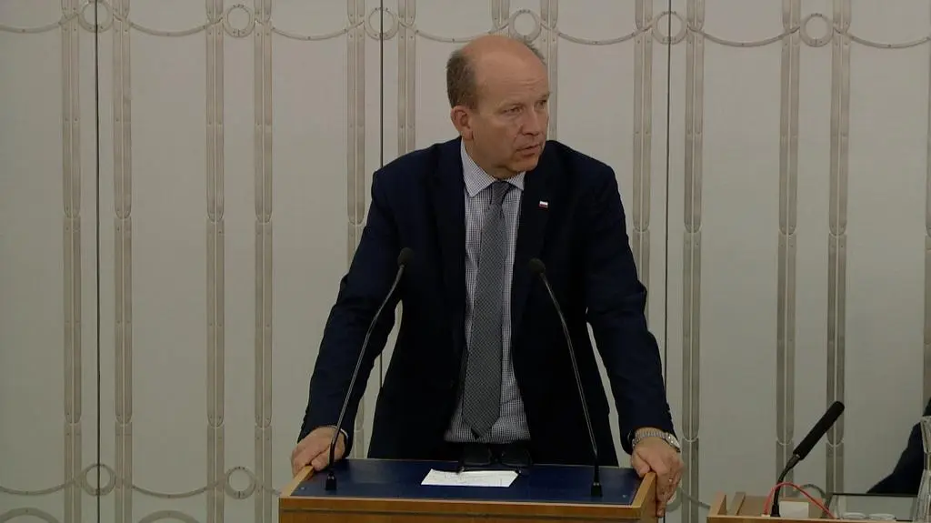 Radziwiłł: zaangażowanie w tę ustawę znacznie przekracza jej rangę państwową