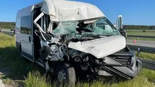 Bus zderzył się z samochodem ciężarowym na S5