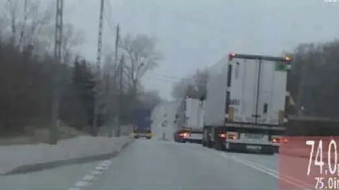 Niebezpieczne manewry kierowcy tira