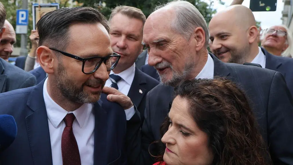 Daniel Obajtek i politycy PiS przed prokuraturą