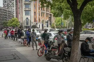 Wuhan powoli wraca do życia 