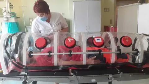 Wadowicki szpital dostał komorę do transportu zakaźnie chorych