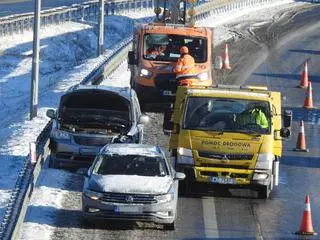 Zderzenie na zjeździe z S2 na A2 w kierunku Poznania