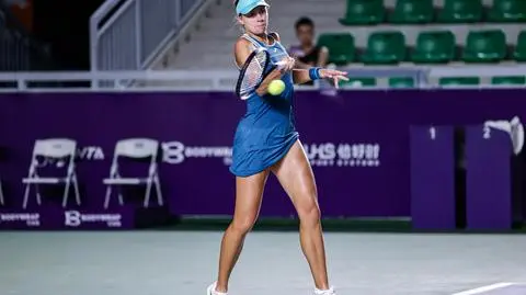 Pierwsza taka porażka w karierze Linette. Szybko pożegnała Zhengzhou