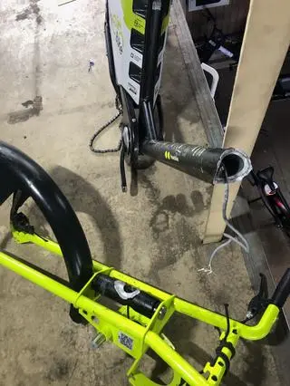 Zniszczone rowery miejskie w Krakowie