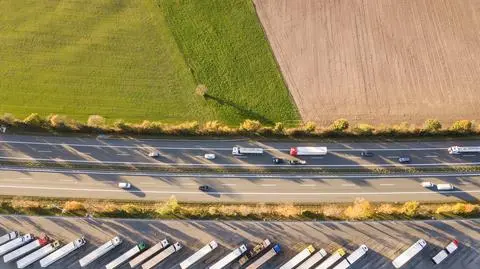 Nowe stacje ładowania przy autostradach. Mapa lokalizacji