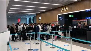 Mimo dostępnych informacji, migranci przylatują na Białoruś