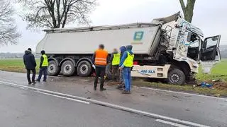 Tragiczny wypadek, nie żyje 66-letni kierowca ciężarówki
