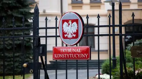 Trybunał Konstytucyjny shutterstock_2070299147