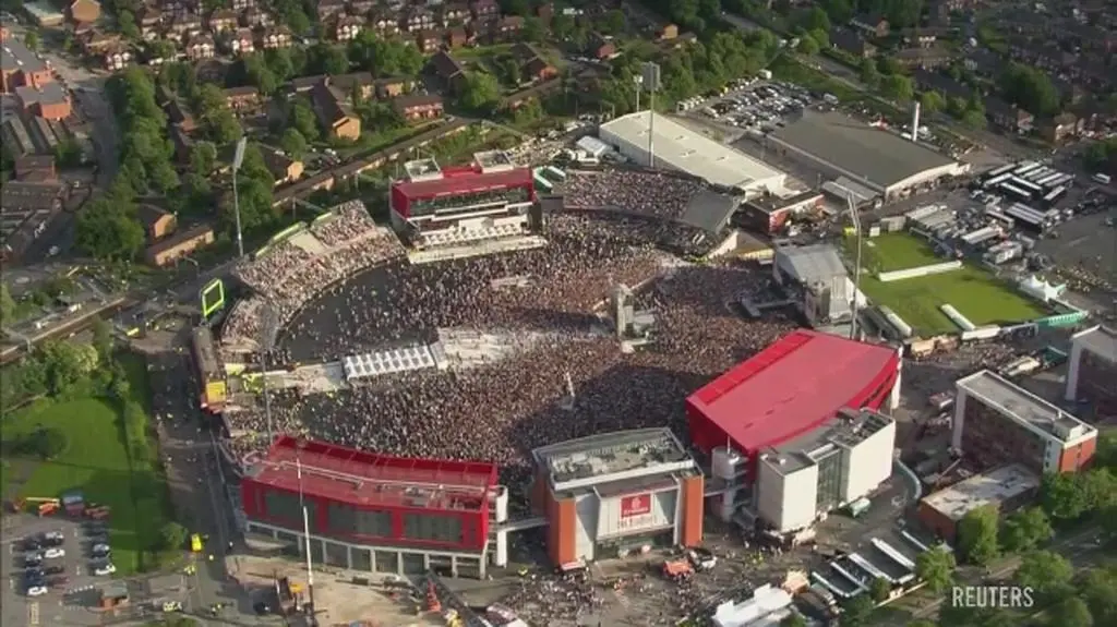 Gwiazdy na koncercie charytatywnym w Manchesterze