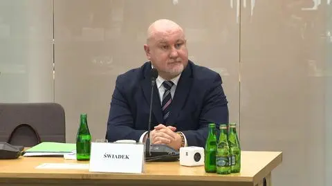 "Czuł się zastraszony". "Niecodzienne listy" wydrukował i zamknął w sejfie