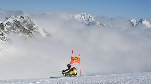 Pogoda w Val d'Isere wymusiła na organizatorach zmiany