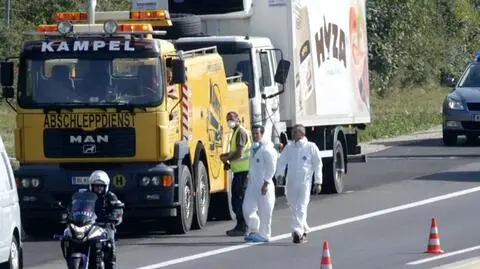 71 ciał w ciężarówce. Policja chce oskarżyć 8 osób