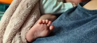 Lekarze uratowali dziecko, które urodziło się z guzem ważącym ponad 3 kg