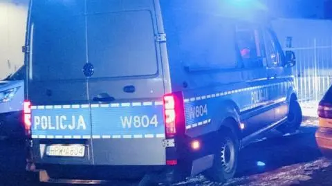 Nie zatrzymał się do kontroli, podczas ucieczki zepchnął radiowóz na pobocze