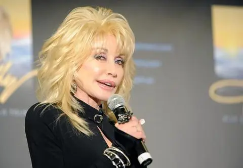 Dolly Parton słynęła z dowcipów. Tak mówiła o sobie samej