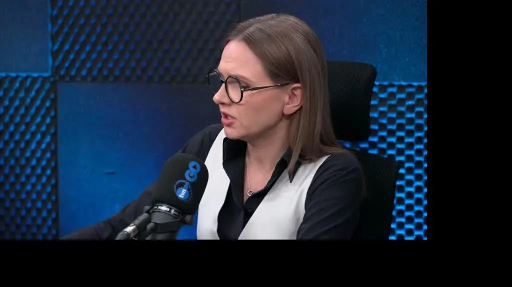 WYBORY KOBIET S02 E06 F8