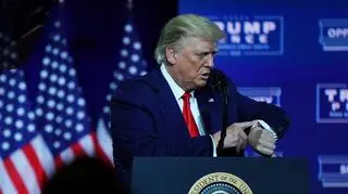 Koniec ze zmianą czasu? Trump: zadzwońcie na jego komórkę