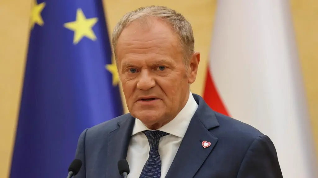 "Mimo zapór, mimo czerwonego światła". Zapowiedź premiera po wypadku
