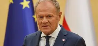 "Mimo zapór, mimo czerwonego światła". Zapowiedź premiera po wypadku