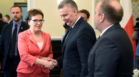 PiS świętuje PO rozlicza