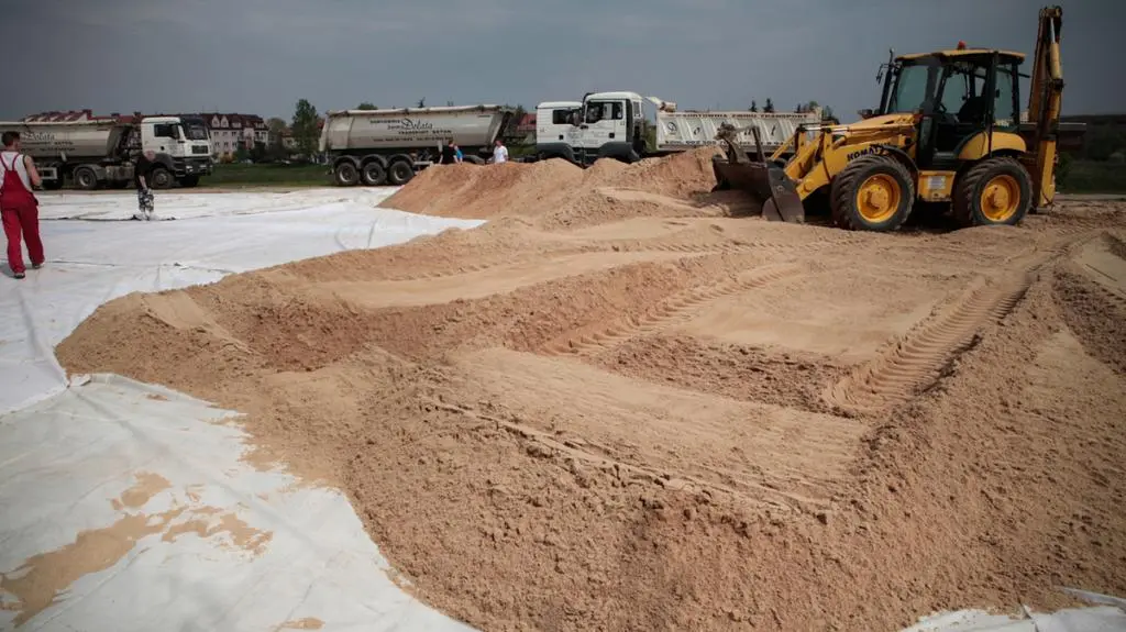 Nad Wartą w Poznaniu powstaje plaża