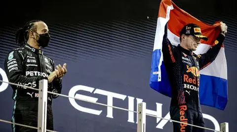 Mieszane uczucia w padoku po dramatycznym finale sezonu F1