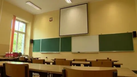 "Kod, którym elity europejskie posługiwały się przez stulecia" wraca. Ale nie wiadomo, czy znajdą się nauczyciele