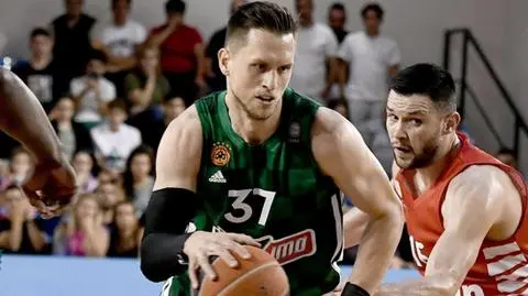 Ponitka zadebiutował, Panathinaikos bez Superpucharu