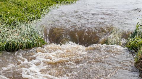 "Wzrosty poziomu wody, lokalnie gwałtowne"