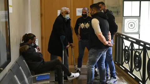Wtargnęli na trening zespołu Milika. Pseudokibice skazani na więzienie
