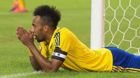 Piłkarzom zabrano paszporty, spali na podłodze. "Jesteśmy zakładnikami czy co?"