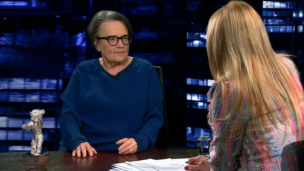 Planeta ich za przeproszeniem kopnie w tyłek