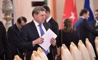 Jurij Uszakow doradza Władimirowi Putinowi w sprawach międzynarodowych 