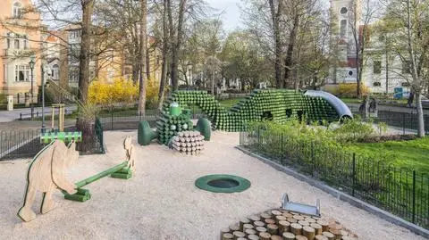 Kajko i Kokosz oraz smok w Grodzie Milusia czekają na dzieci. "Ten plac będzie miejscem łączącym pokolenia"