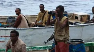 Barkhad Abdi (pierwszy z prawej)