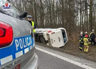Wypadek autokaru w miejscowości Łopiennik Podleśny