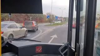 Pasażer autobusu nagrał wykroczenia kierowcy