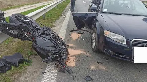 Motocyklista zginął po zderzeniu z autem