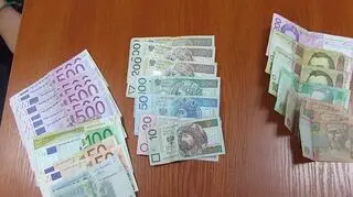 Zawartość znalezionego portfela