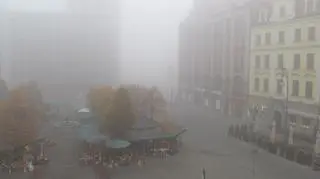 Zamglony plac Solny we Wrocławiu